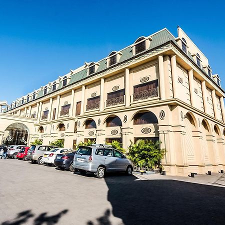 Golden Chariot Vasai Hotel מראה חיצוני תמונה