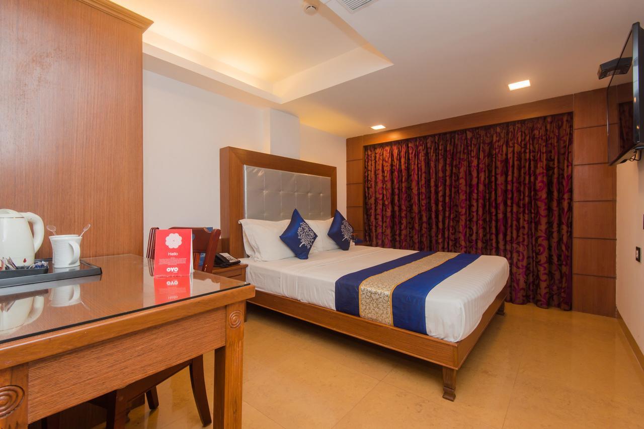 Golden Chariot Vasai Hotel מראה חיצוני תמונה