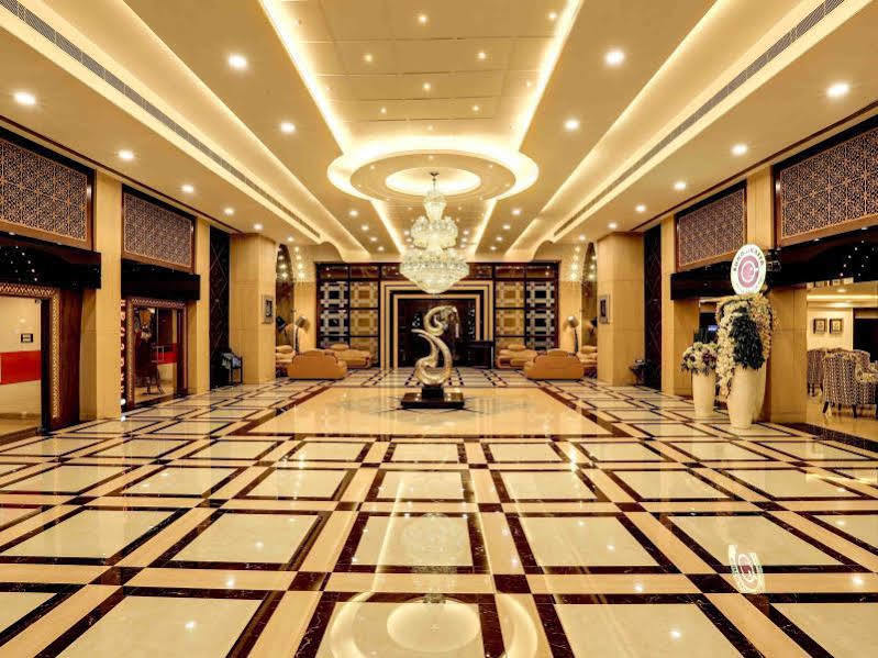 Golden Chariot Vasai Hotel מראה חיצוני תמונה
